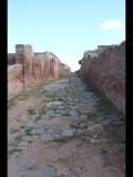 01352 ostia - regio ii - decumanus maximus - via della fontana - blick ri sueden.jpg